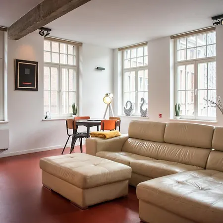 Apartment Light And Airy On Top Location - Industria In Historical Center *