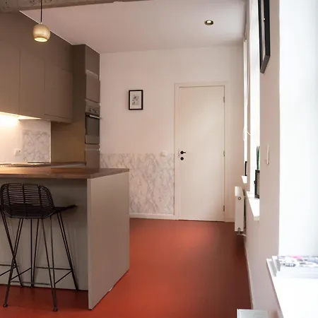 Apartment Light And Airy On Top Location - Industria In Historical Center