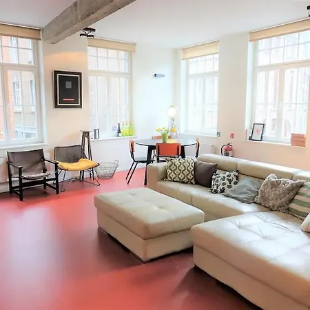 Apartment Light And Airy On Top Location - Industria In Historical Center *